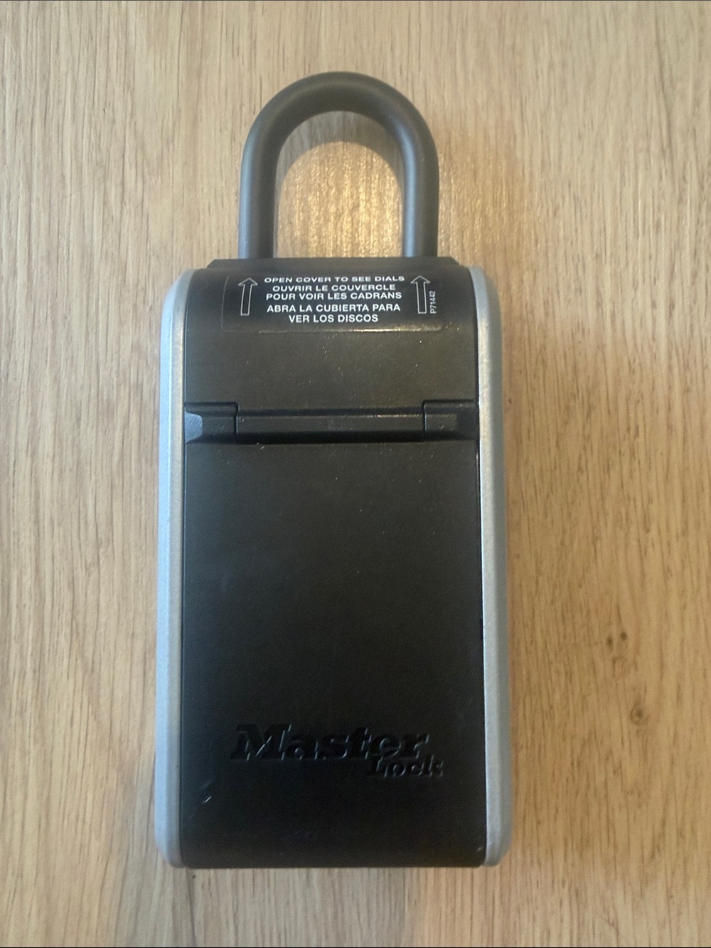 Master Lock portable lock box